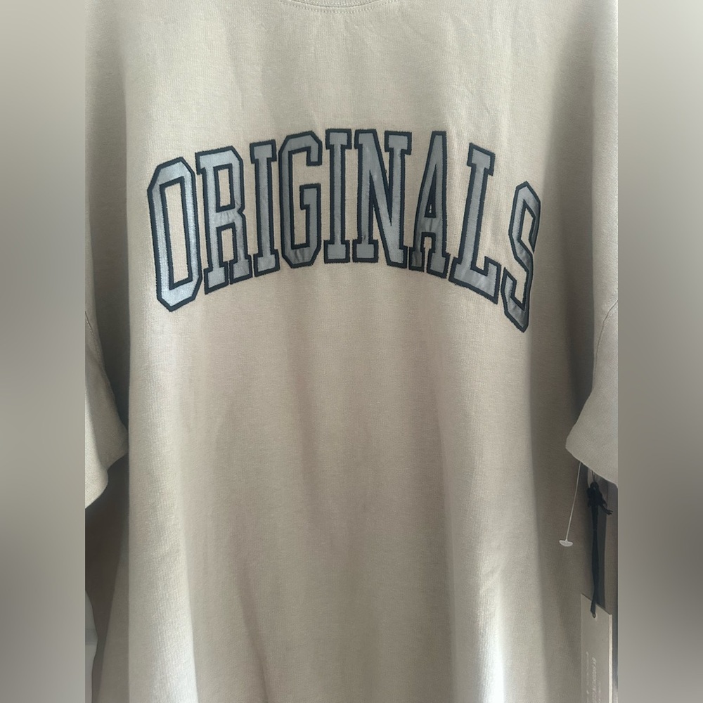 Brooklyn Cloth Originals Satin Applique sweatshirt - Picture 12 of 17